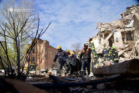 Zerstörung in Dnipropetrowsk der in der Ukraine (Symbolbild)