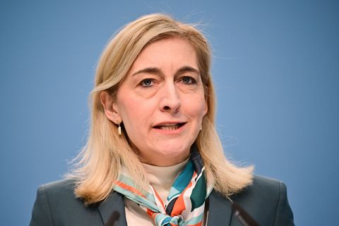 "Wir haben ein Milliardenloch in der gesetzlichen Krankenversicherung, und wenn wir das jetzt nicht schließen und wenn wir nicht