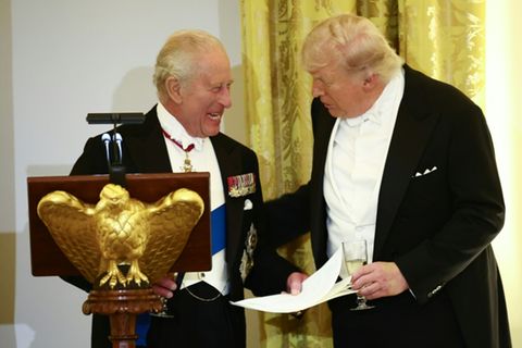 Charles III. (l.) und Trump