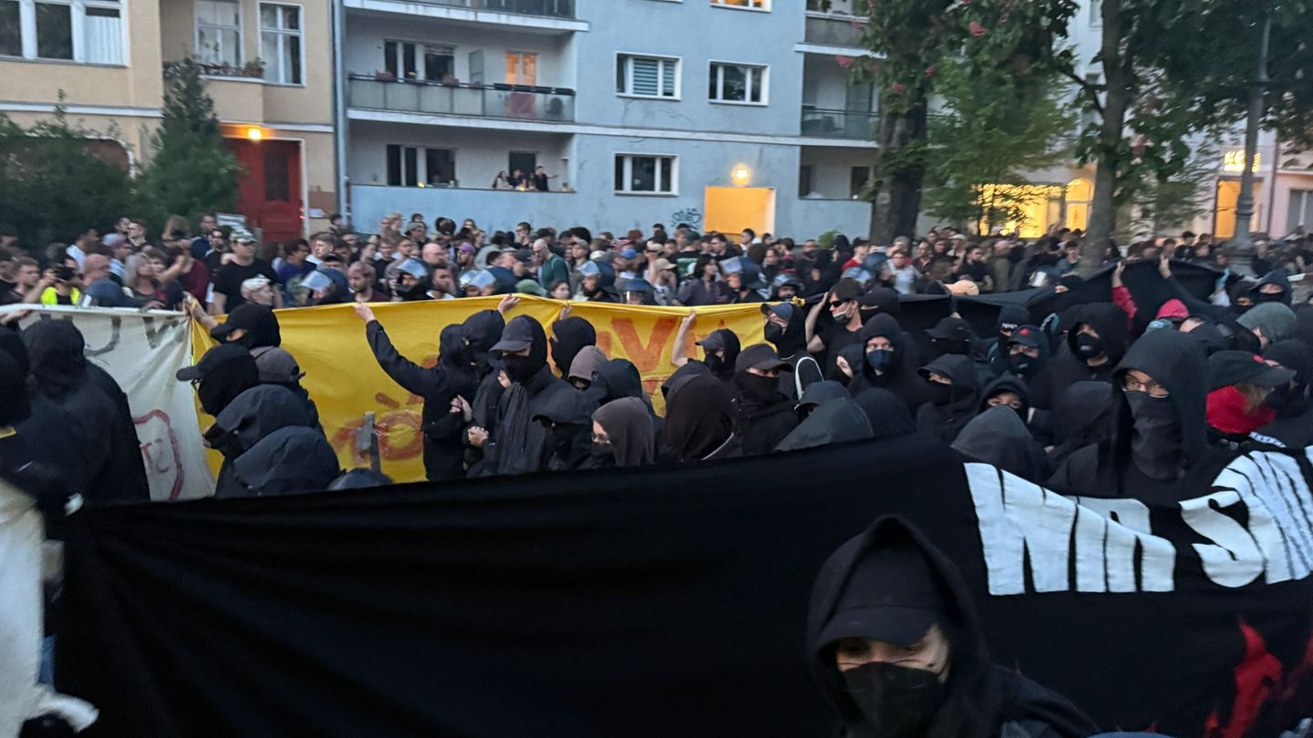 Demonstrationen: Gewerkschaft: 5000 Polizisten am 1. Mai in Berlin im Einsatz