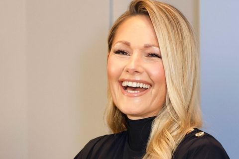 Helene Fischer hat einen charmanten Auftritt bei Dirk Stermann und Christoph Grissemann in der ORF-Talkshow "Willkommen Österr
