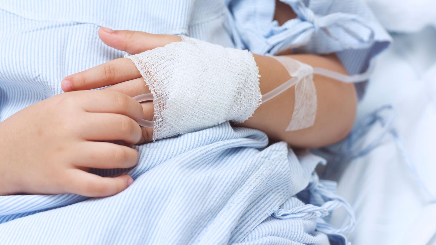 Australien: Mutter gibt ihr Kind als krebskrank aus, um Spenden zu kassieren