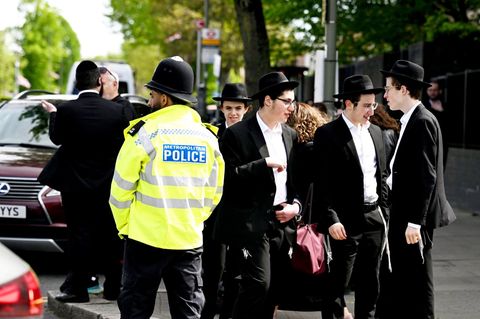 In London hat es in einem jüdisch geprägten Viertel offenbar eine Terrorattacke gegeben, die Polizei ermittelt