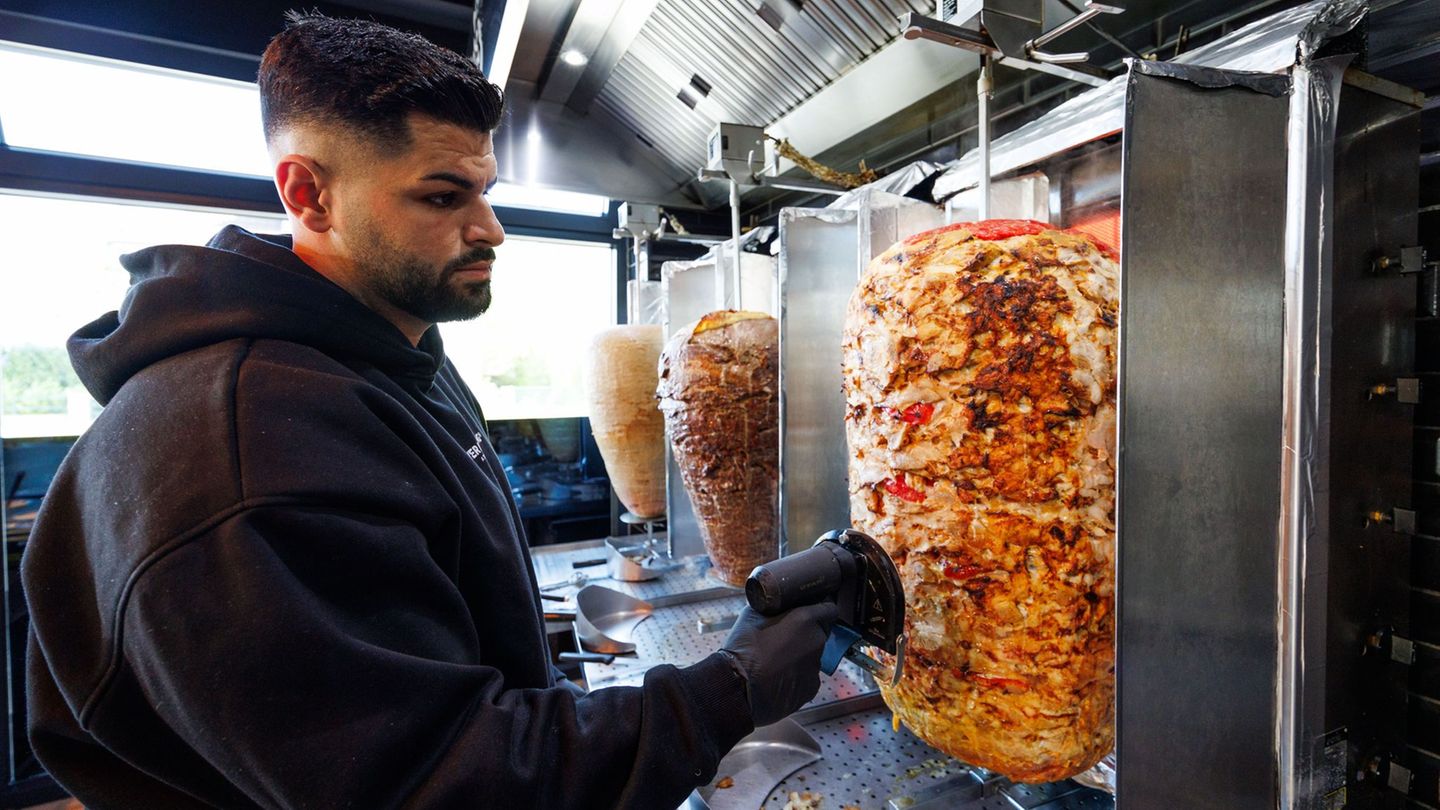 Fast-Food-Anbieter: Krispy-Kebab-Streit: KFC erwägt, Döner aus Verkauf zu nehmen