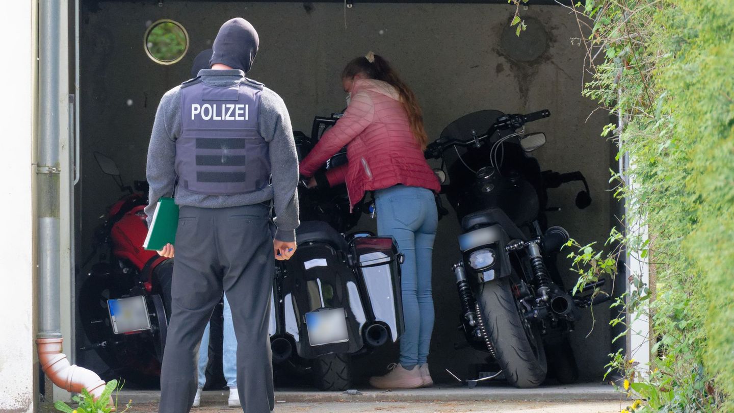 Großeinsatz in NRW: Nach "Hells Angels"-Razzia: Präsident in Untersuchungshaft
