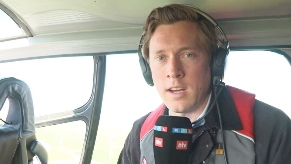 Reporter berichtet aus Helikopter über Fehmarn: „Ein Wal in einer Badewanne“