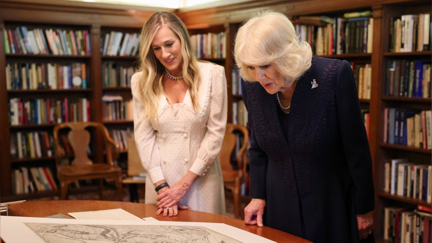 Königin Camilla und Sarah Jessica Parker bei einem Event in der New York Public Library.