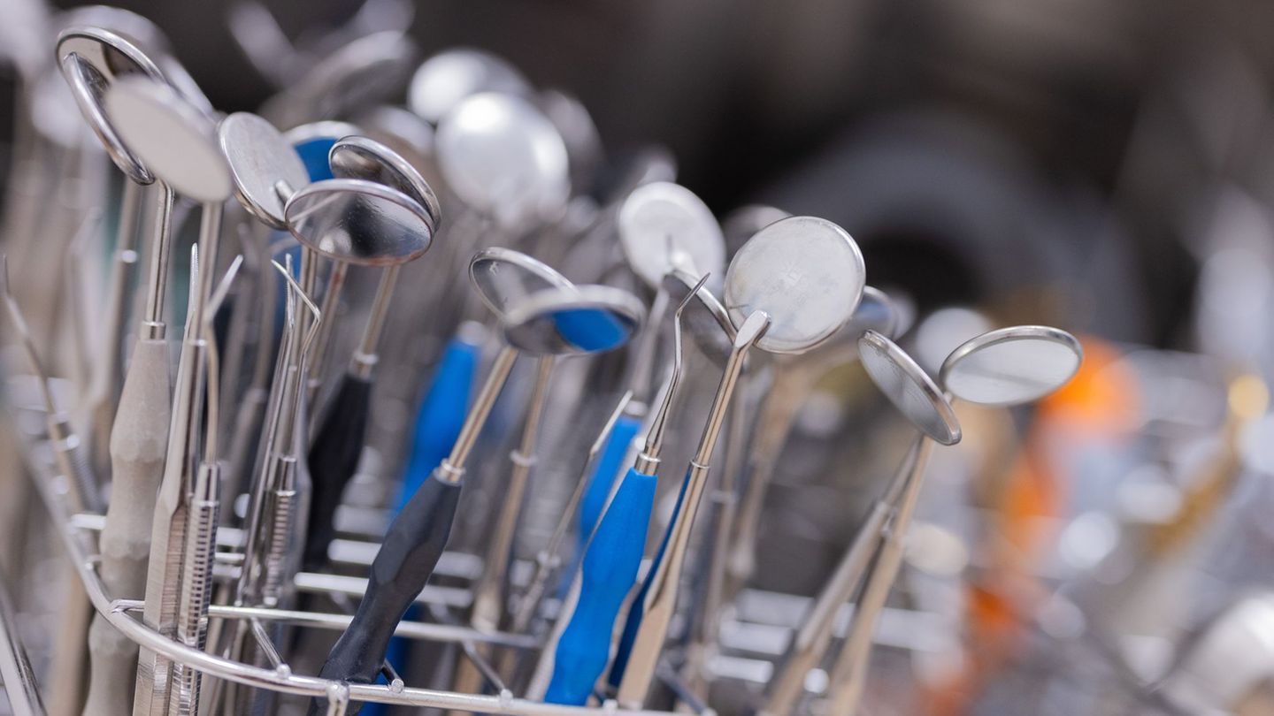 Kunstfehler-Prozess: Tod nach Zahnbehandlung in Praxis – Urteil erwartet