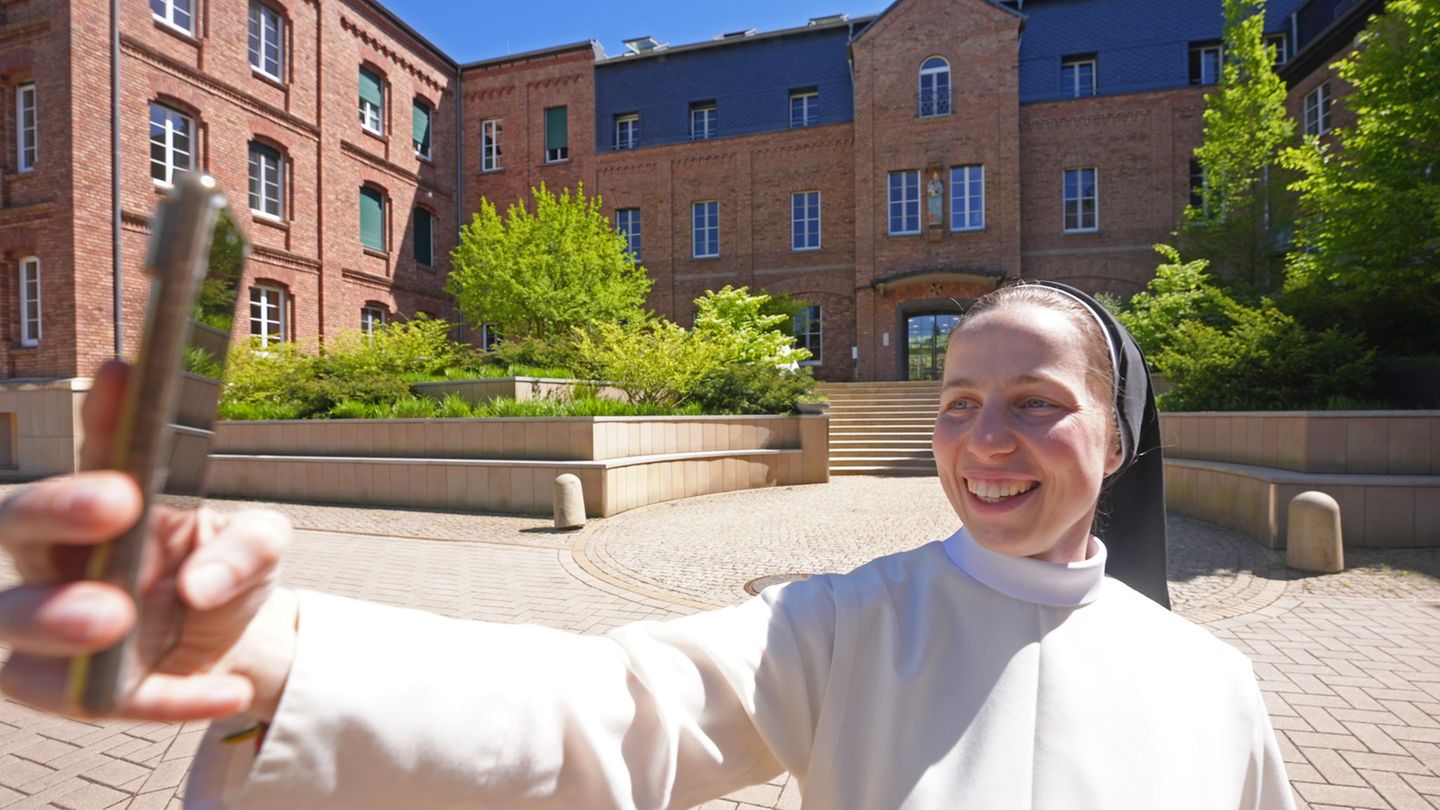 Social Media: Im Döner-Hype: Wie Klosterschwestern mit Klischees brechen