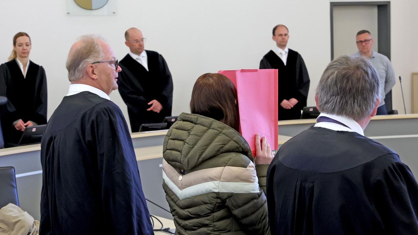 Newsblog: Mordfall Fabian: Zweiter Prozesstag – Mutter und Vater sagen aus