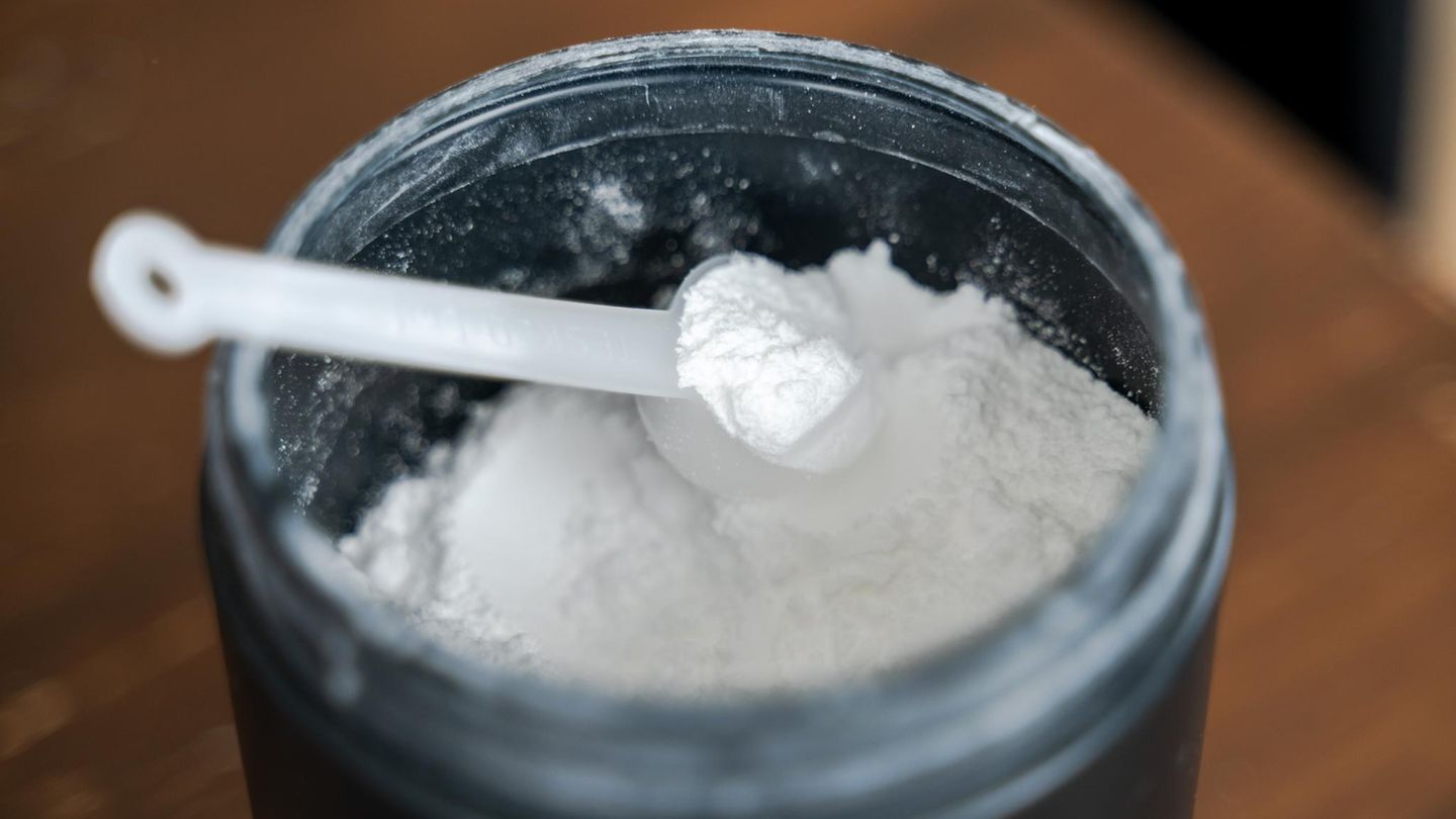 Deal News: Ein Messlöffel mit Kreatinpulver