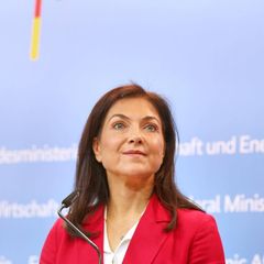 Gute Nachrichten, auch für die Wirtschaftsministerin Katherina Reiche