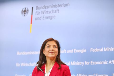 Gute Nachrichten, auch für die Wirtschaftsministerin Katherina Reiche