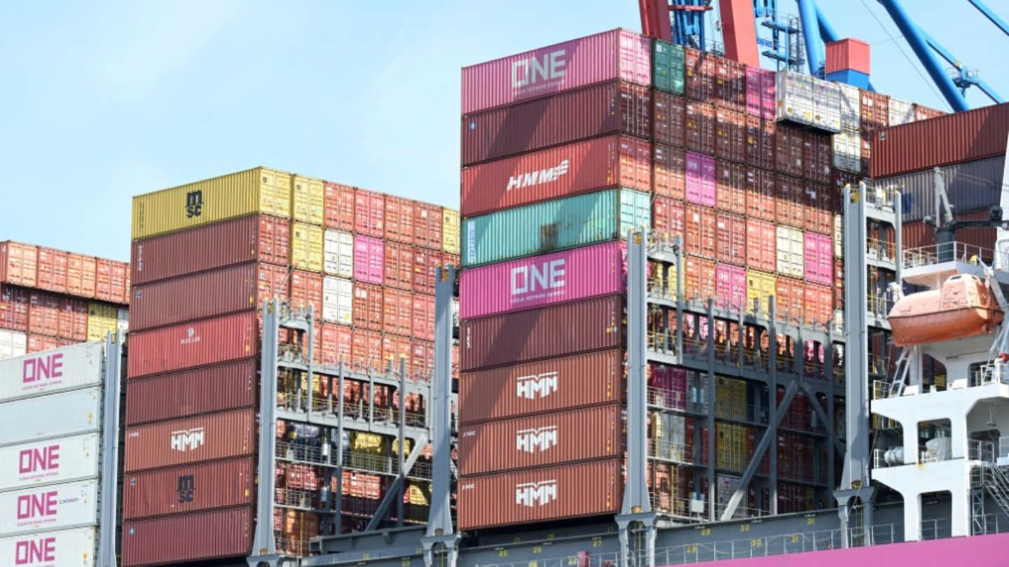 Container im Hamburger Hafen