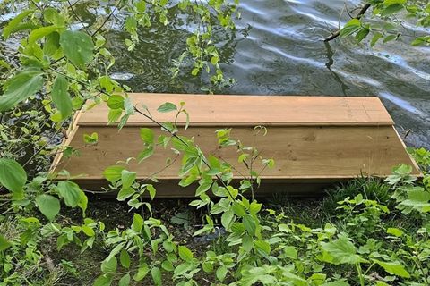 Der Fund gibt der Polizei Rätsel auf. Foto: Privat/Polizeipräsidium Südosthessen/dpa