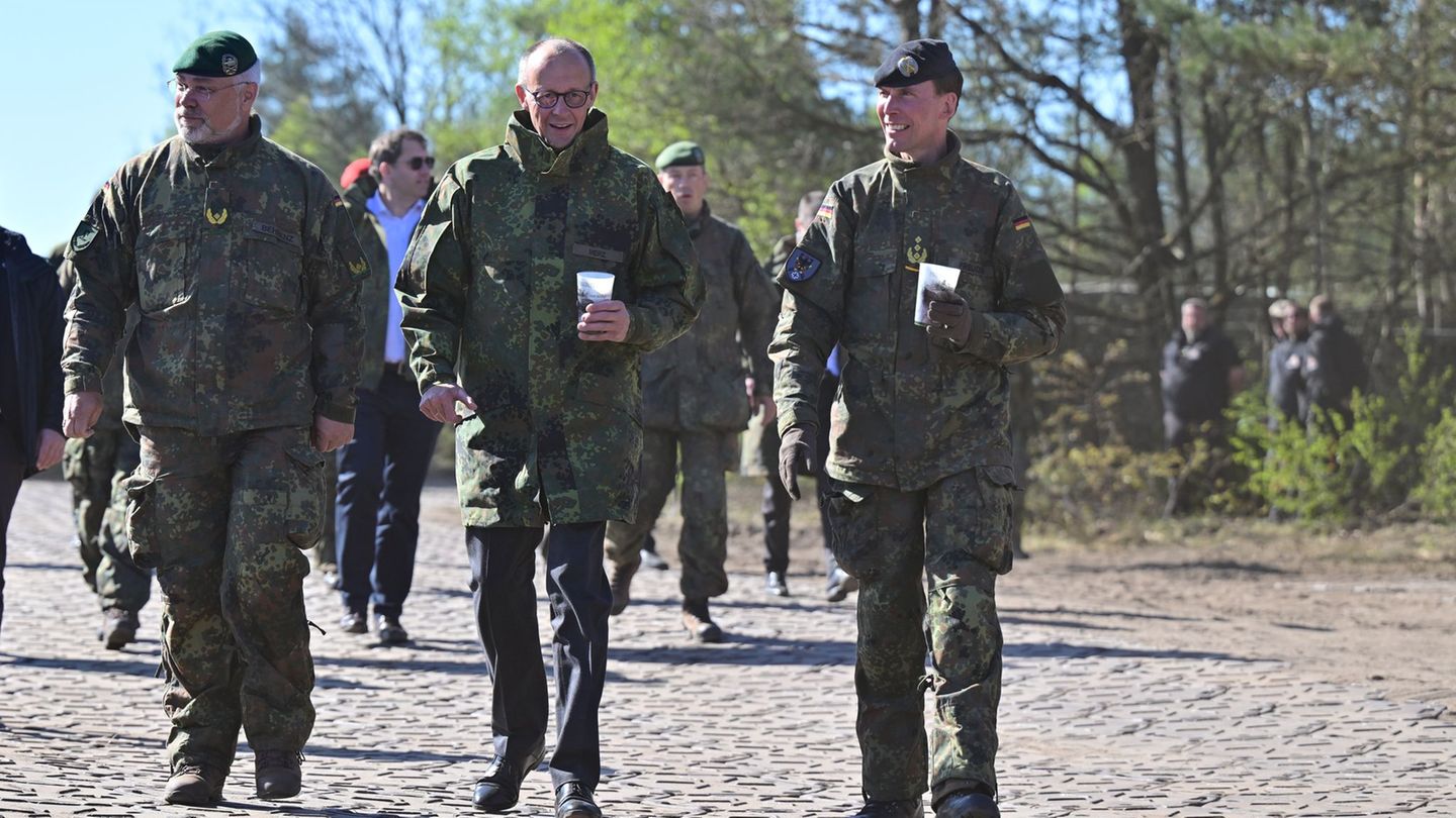 Auf die Ankündigung einer möglichen Reduzierung von US-Truppen in Deutschland durch Präsident Donald Trump ging Bundeskanzler Fr