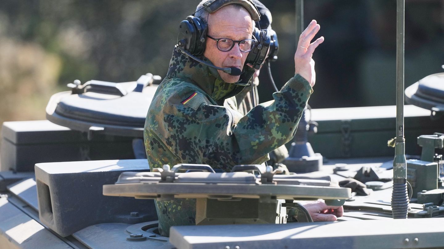 Bündnisverteidigung: Bereit zum "fight tonight" - Merz besucht die Truppe