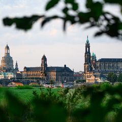 Vorerst bleibt es bei der Haushaltssperre in Dresden - der Stadtrat hat den Nachtragshaushalt der Verwaltung am Mittwoch abgeleh
