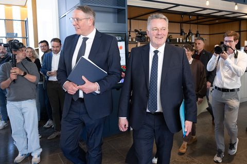 CDU und SPD haben sich auf eine Koalition geeinigt. Foto: Boris Roessler/dpa