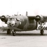 Eine schwarzweiß Aufnahme einer Nord Noratlas der Luftwaffe
