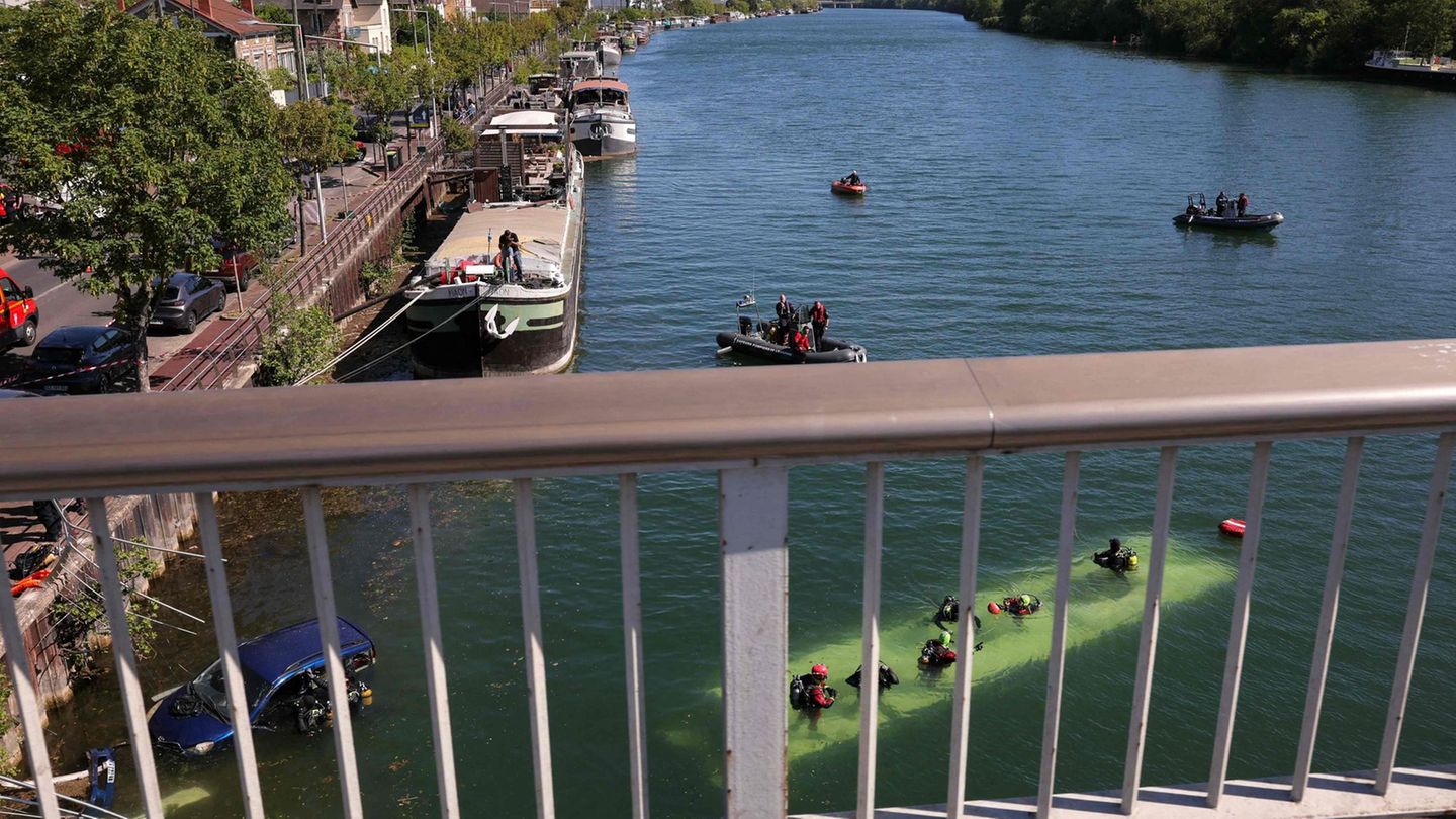 Unfälle: Bus stürzt bei Paris in Seine – Fahrschülerin am Steuer