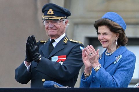 Schwedens König Carl XVI. Gustaf mit Königin Silvia