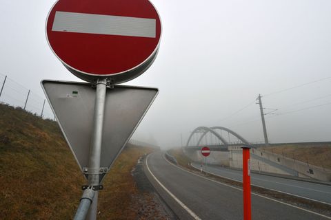 Zu Beginn der Sommerreisezeit wird auf der Fernpass-Route demonstriert. (Archivbild) Foto: Karl-Josef Hildenbrand/dpa