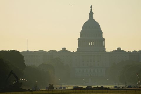 Im monatelangen Haushaltsstreit gibt es eine Einigung - aber nur teilweise. (Archivbild) Foto: Matt Rourke/AP/dpa