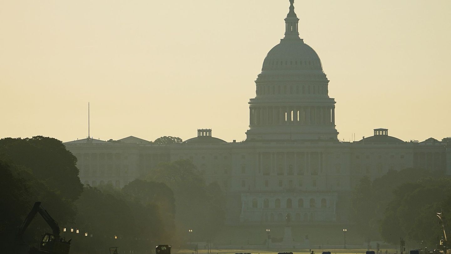 Im monatelangen Haushaltsstreit gibt es eine Einigung - aber nur teilweise. (Archivbild) Foto: Matt Rourke/AP/dpa
