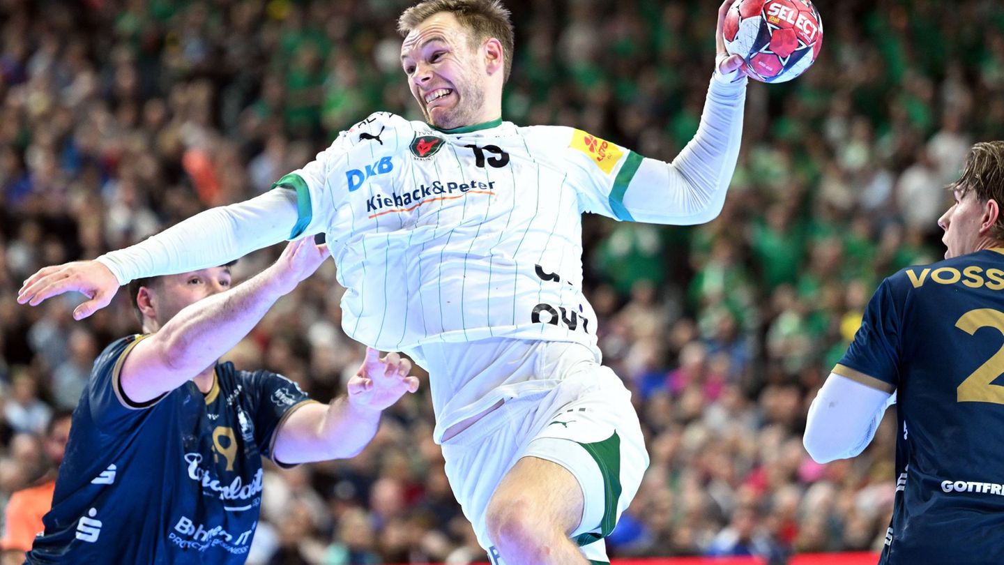 Welthandballer Mathias Gidsel war einmal mehr bester Füchse-Schütze (Archivbild) Foto: Federico Gambarini/dpa