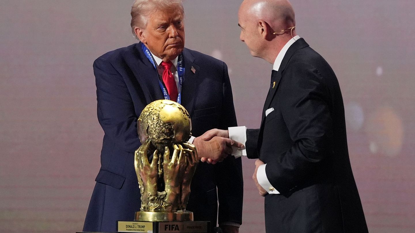 Fußball: Trump über Iran bei WM: "Lassen wir sie spielen"