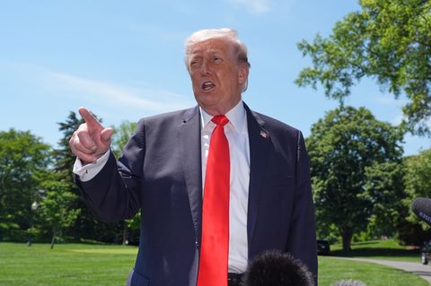 Trump zeigt sich im Ringen um ein Ende des Iran-Kriegs nicht zufrieden mit den Vorstößen aus Teheran. Foto: Alex Brandon/AP/dpa