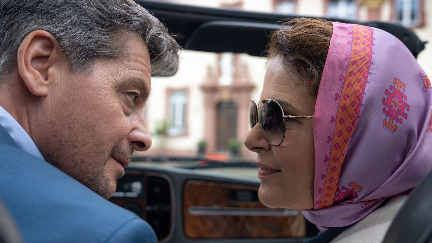Julia (Barbara Auer) und ihr Mann Patrick (Fritz Karl) versuchen, ihre Ehe zu retten.