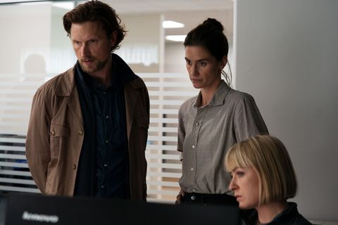 Mark Hess (Mikkel Boe Følsgaard) und Naia Thulin (Danica Curcic, Mitte) ermitteln in einem neuen Fall von Serienmorden.