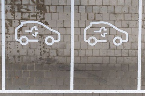 Weil es in China und den USA schlecht lief, sind die weltweiten Elektroautoneuzulassungen im ersten Quartal gesunken. (Symbolbil