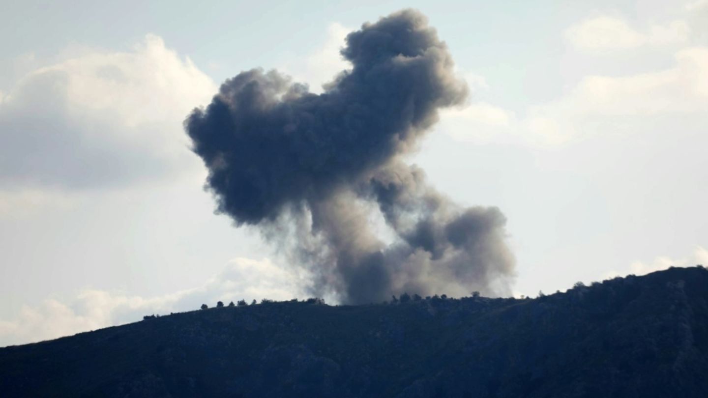 Rauchwolken nach israelischen Angriffen im Süden des Libanon