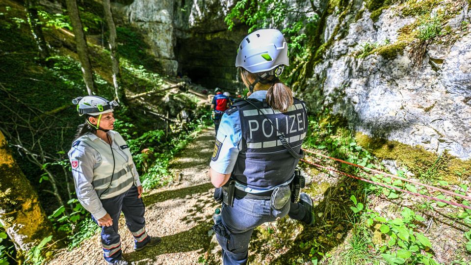 Mann stirbt 1300 Meter tief in der Falkensteiner Höhle