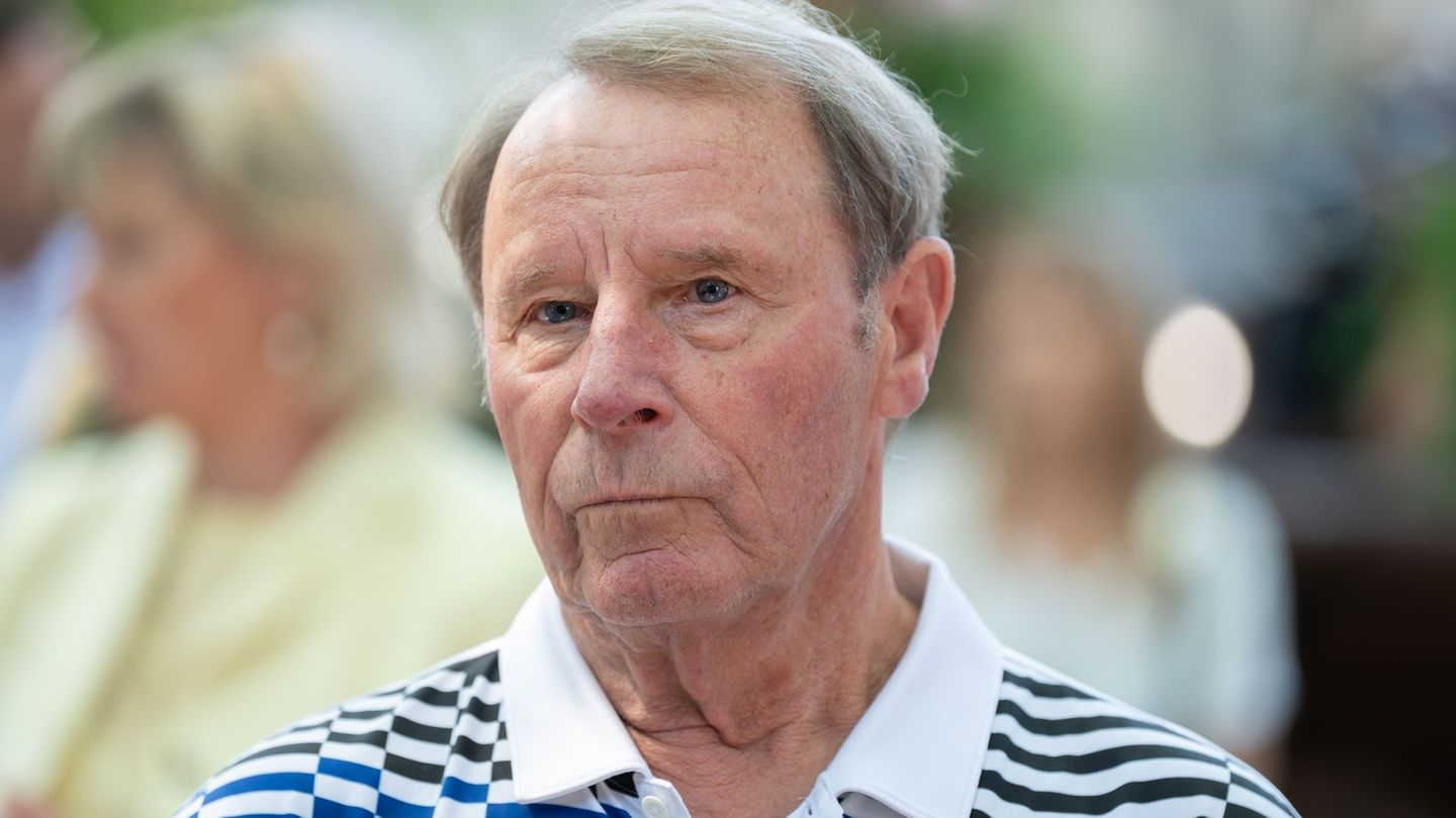 Berti Vogts ist mit 538 Partien Borussia Mönchengladbachs Rekordspieler. (Archivbild) Foto: Silas Stein/dpa