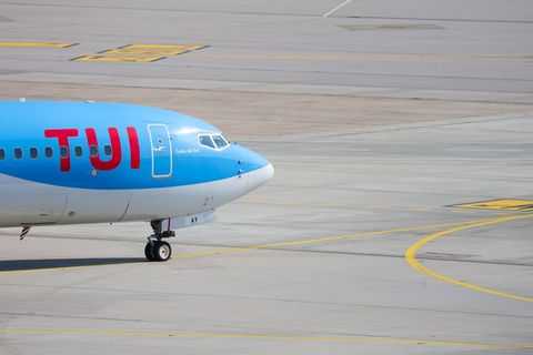 Der Unfall ereignete sich während einer Zeremonie zur Taufe eines Flugzeugs des Touristikunternehmens TUI. (Symbolbild) Foto: Ch