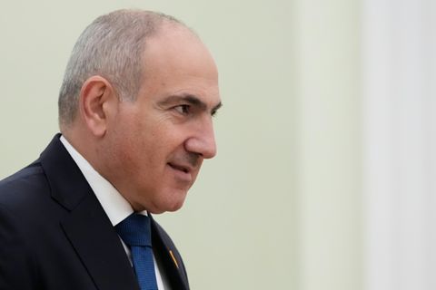 Armeniens Regierungschef Paschinjan in Moskau Anfang April