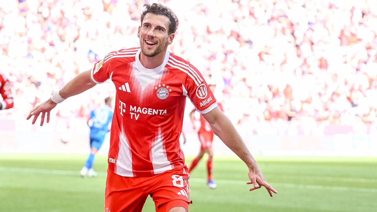 Jubel auf der Abschiedstour: Leon Goretzka gelingt im drittletzten Heimspiel für den FC Bayern ein Doppelpack. Foto: Harry Lange