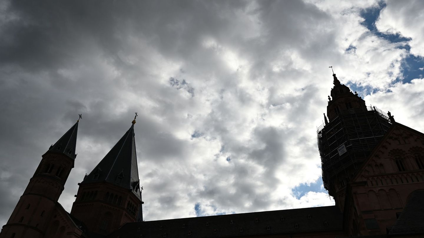 Wettervorhersage: Wetterumschwung bringt Schauer und Gewitter zum Wochenstart