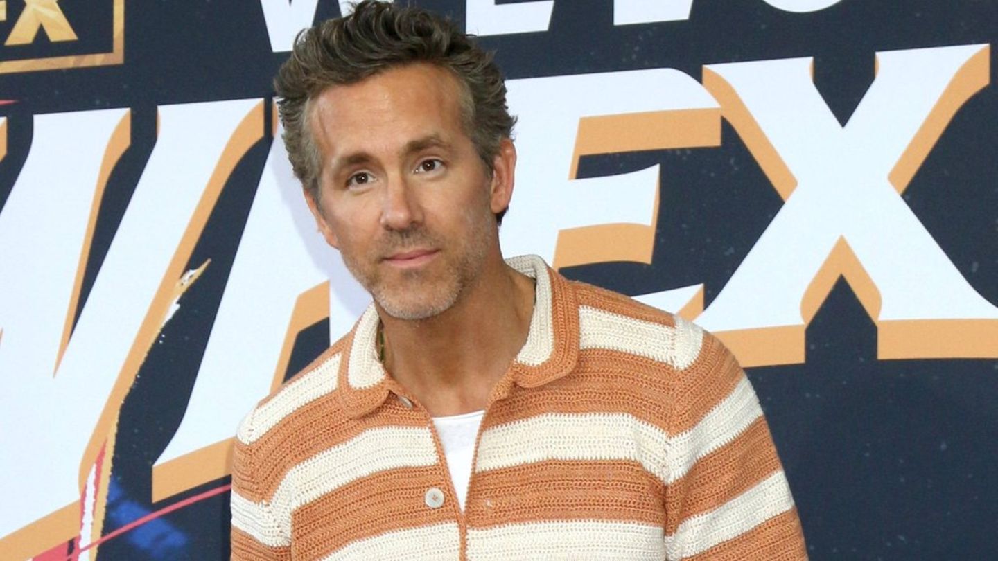 Kein Aufstieg für seinen Club Wrexham: "Deadpool" Ryan Reynolds ist "völlig fertig"
