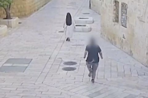 Jüdischer Mann stößt Nonne in Jerusalem brutal zu Boden
