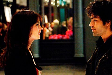 Anne Hathaway und Adrian Grenier in "Der Teufel trägt Prada".