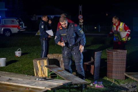 Ermittler müssen noch klären, wie die Kriegsmunition in die Feuerstellen gelangte. Foto: Fotokerschi / Tobias Schartner/APA/dpa