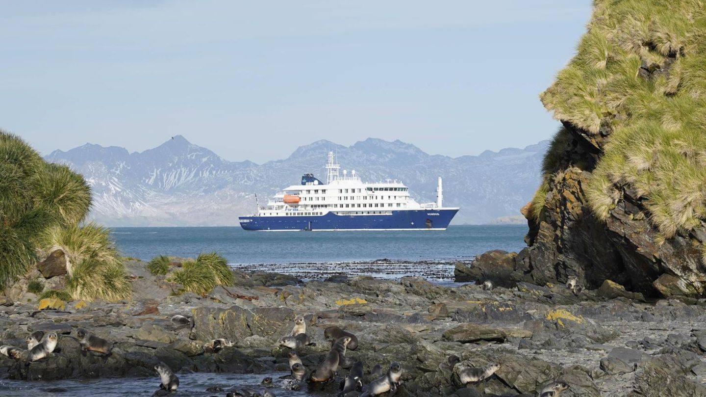 Tödliches Virus an Bord: Drei Tote nach Virusausbruch auf Kreuzfahrtschiff im Atlantik