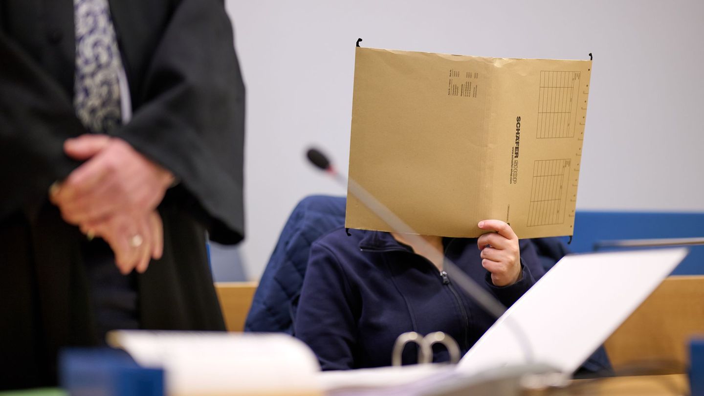 Strafprozess: Kind jahrelang eingesperrt - Gericht verkündet Urteil