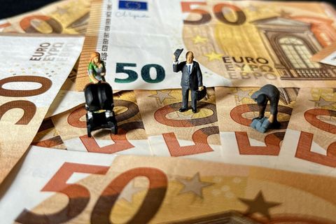 Figürchen auf 50-Euro-Scheinen