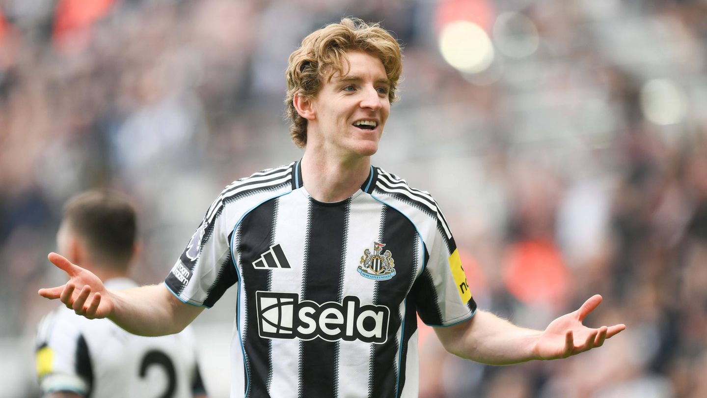 Offenbar Wunschspieler des FC Bayern: Der englische Nationalspieler Anthony Gordon von Newcastle United